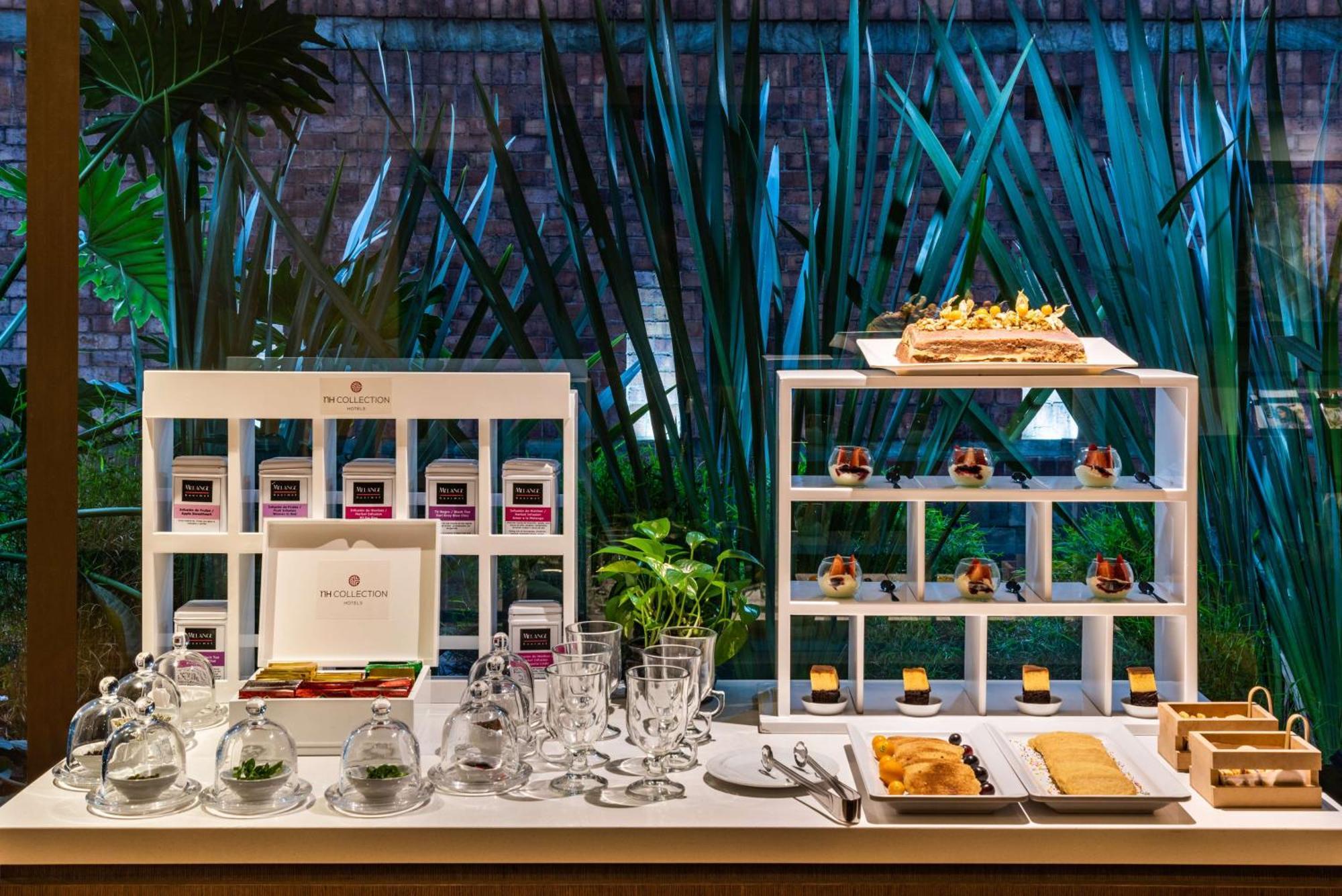 فندق إن إتش كولكشن رويال أندينو بوغوتا المظهر الخارجي الصورة A buffet at a hotel