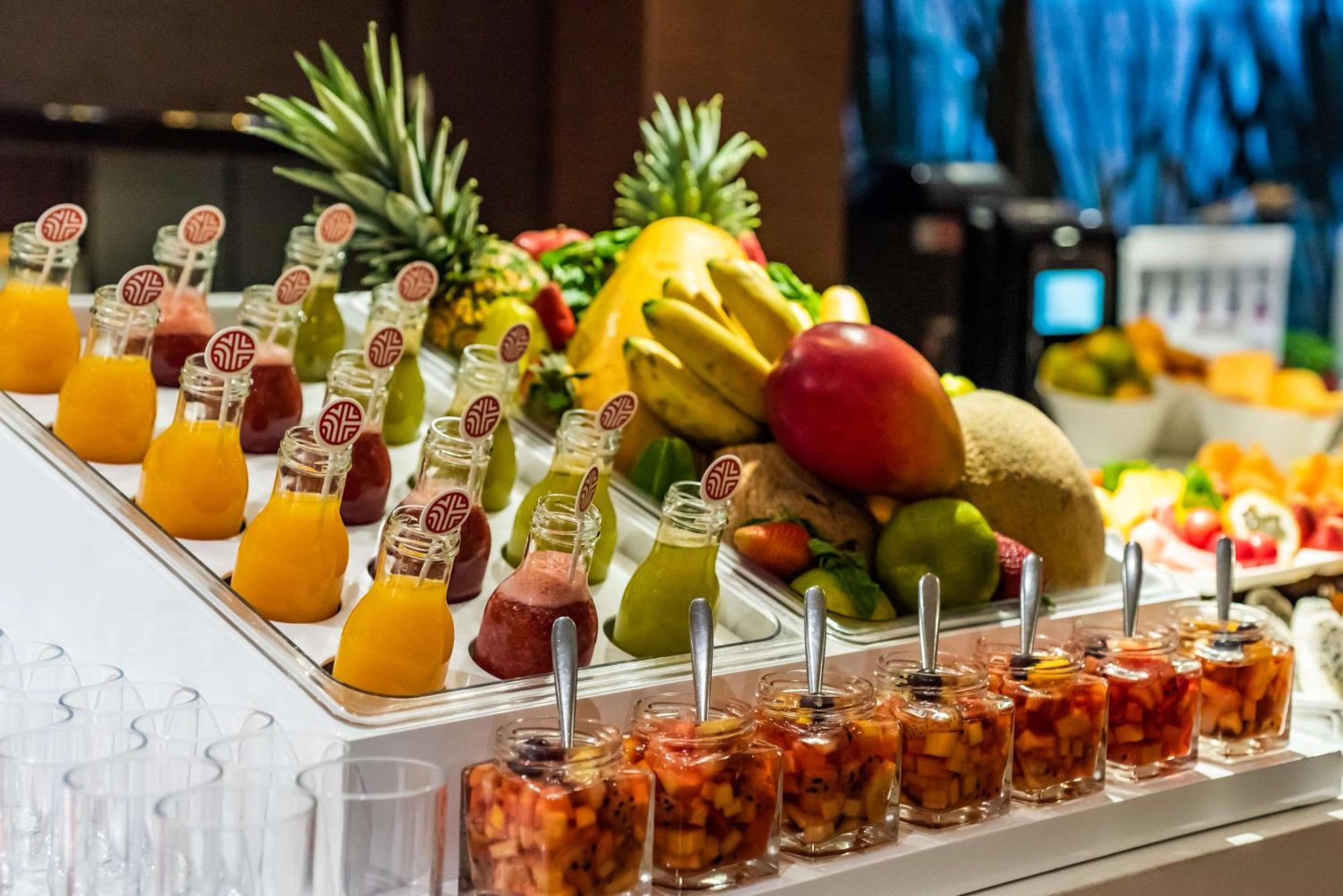 فندق إن إتش كولكشن رويال أندينو بوغوتا المظهر الخارجي الصورة Fruit juice